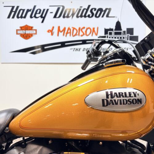 2023 FLHCS Harley-Davidson® Heritage Classic Prospect Gold - Black Finish thumb 2