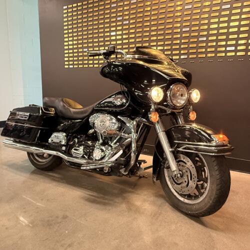 2006 Harley-Davidson® Electra Glide® Ultra Classic® Black Cherry Pearl thumb 1