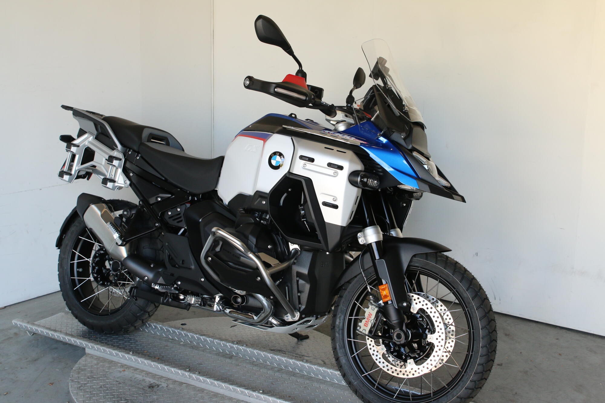 2026 BMW Motorrad R 1300 GS Adventure