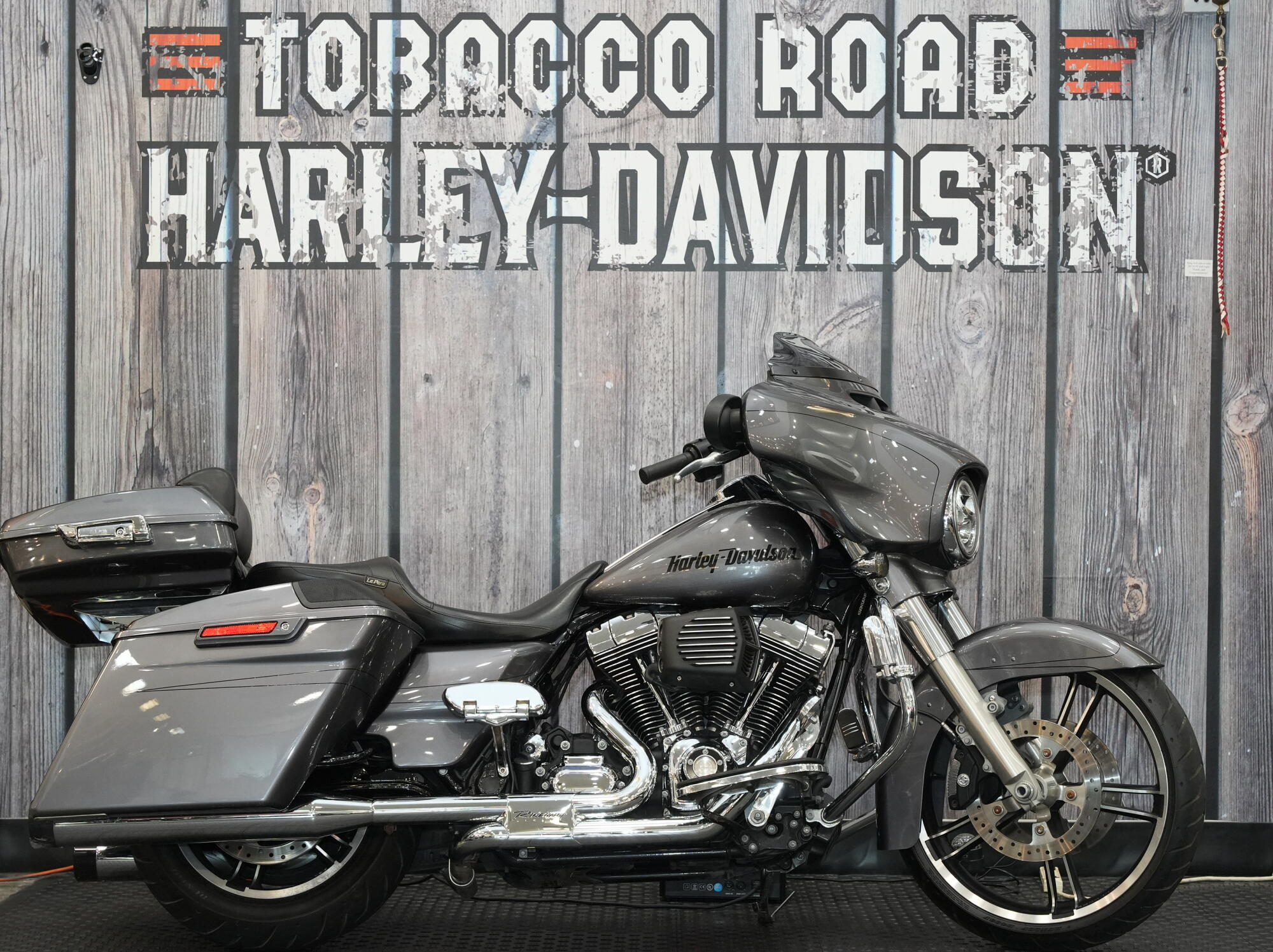 2015 Harley-Davidson Street Glide Special FLHXS