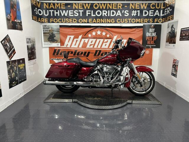 FLTRXS 2017 Road Glide® Special