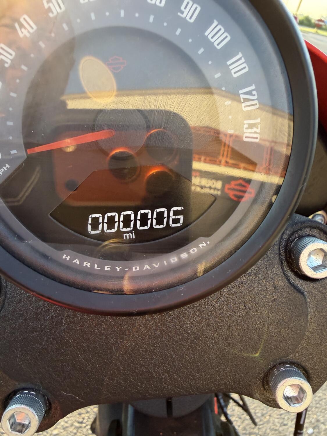 2026 Harley-Davidson® Low Rider™ S Blood Orange, photo 10