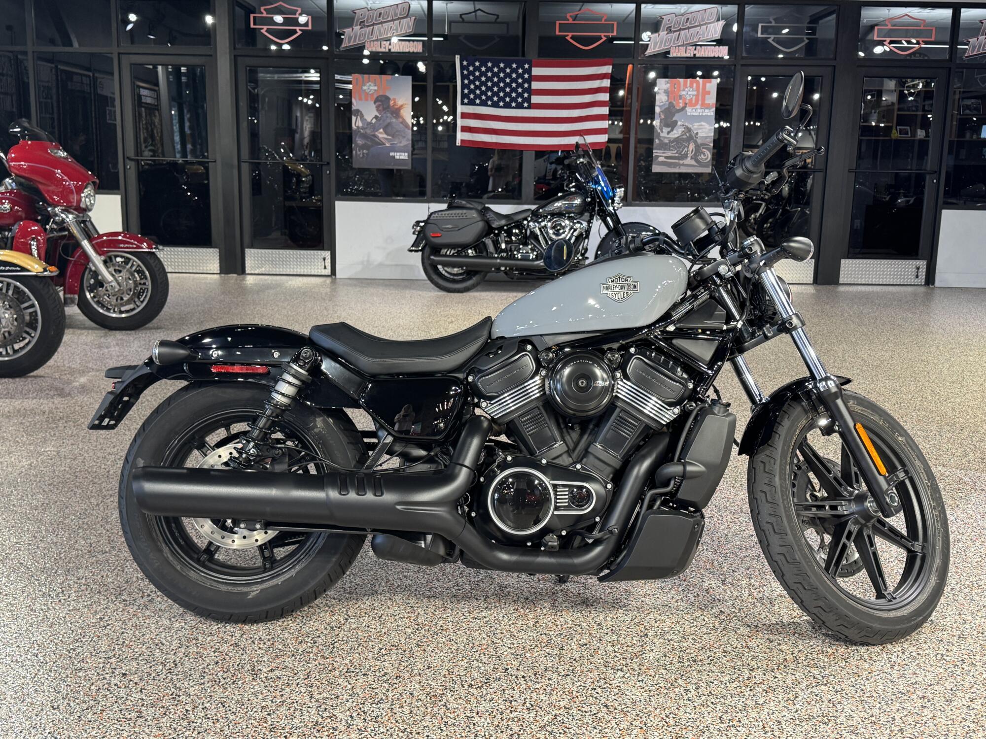 RH975 2026 Nightster®