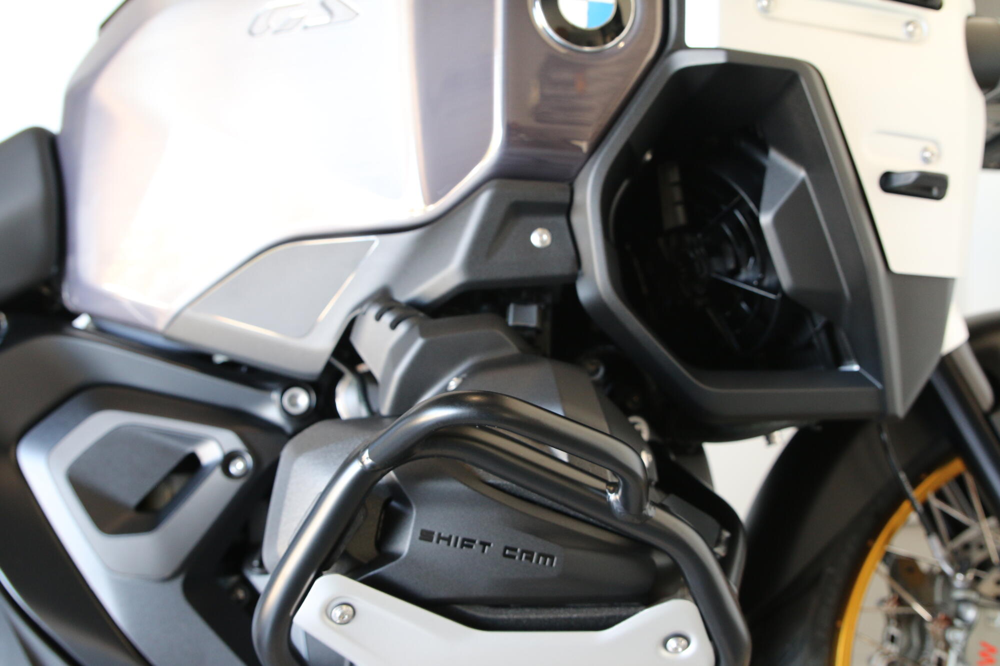 2026 BMW Motorrad R 1300 GS Adventure, photo 13