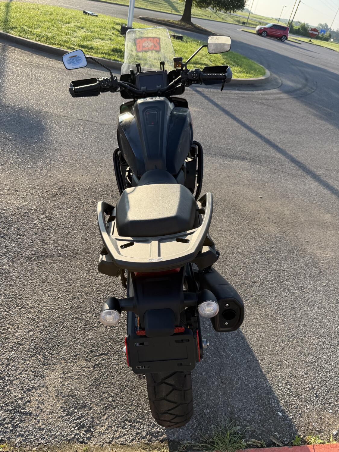2026 Harley-Davidson® Pan America® 1250 Special Vivid Black, photo 9