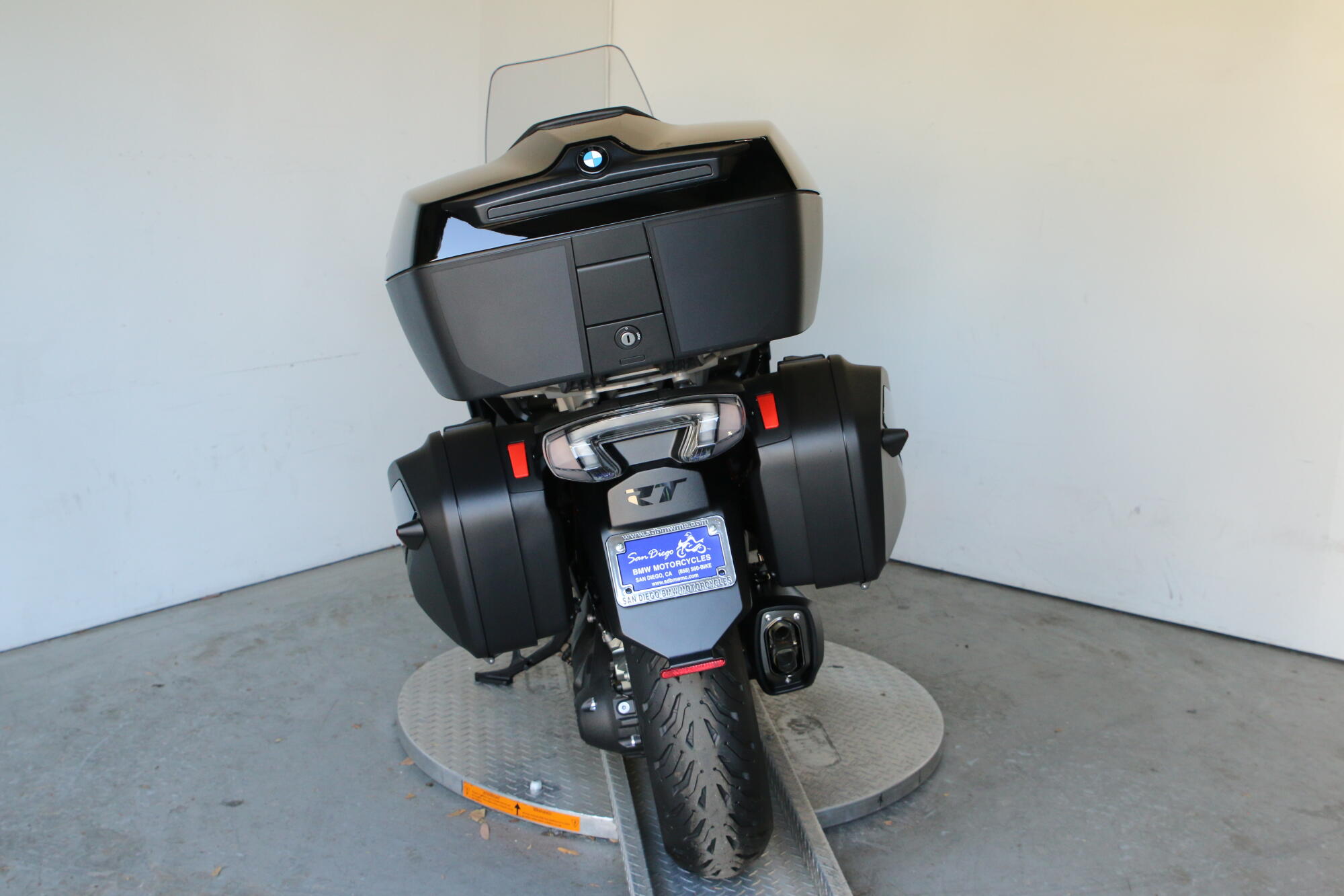 2026 BMW Motorrad R 1300 RT, photo 8