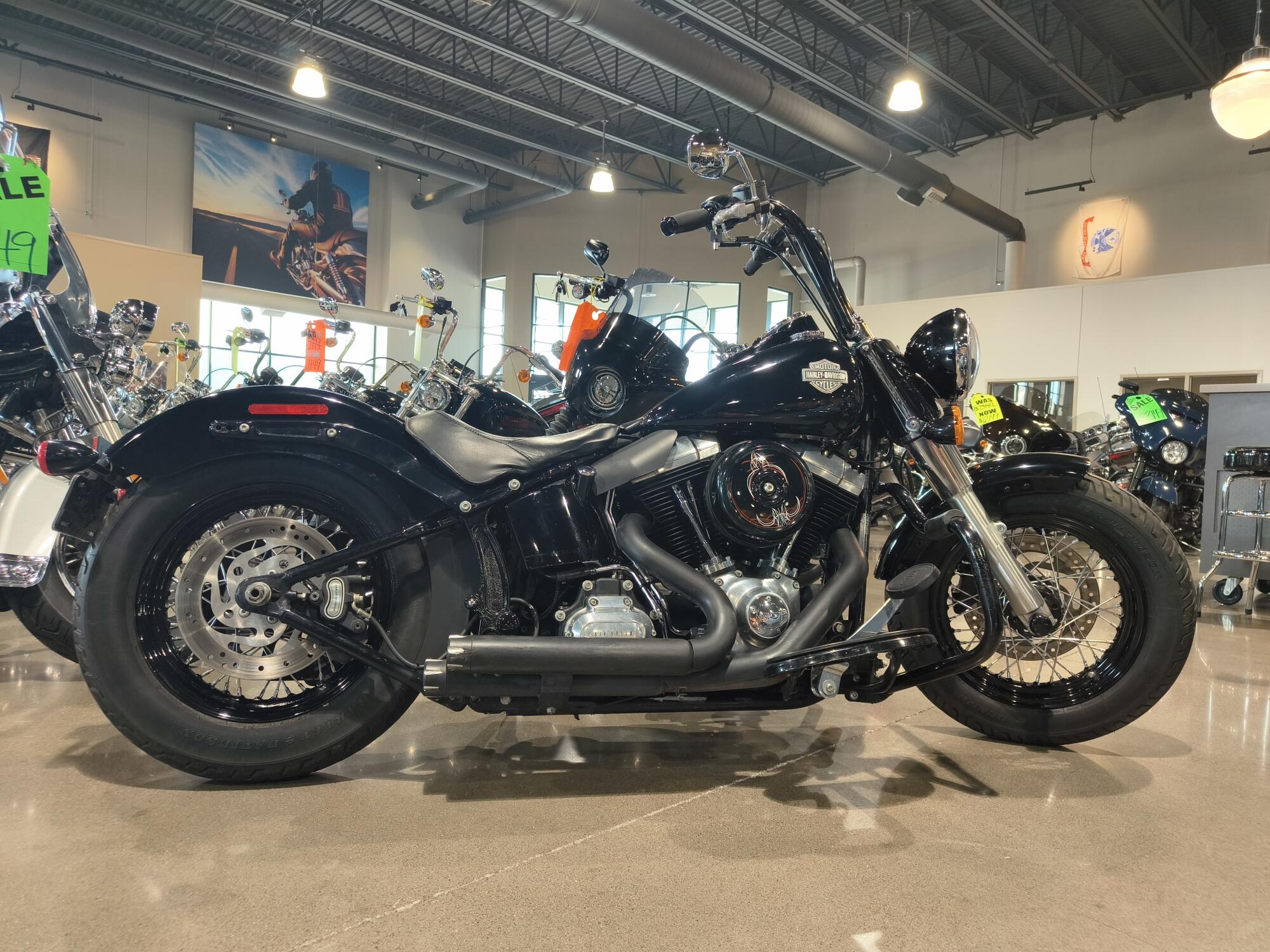2015 Harley-Davidson® Softail Slim® Vivid Black