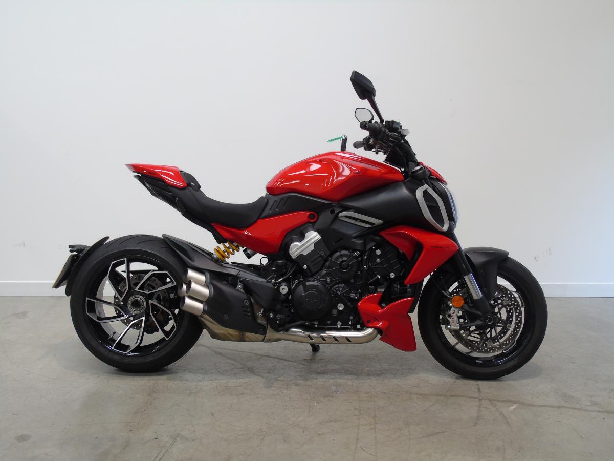 DVLV4 2024 Diavel V4