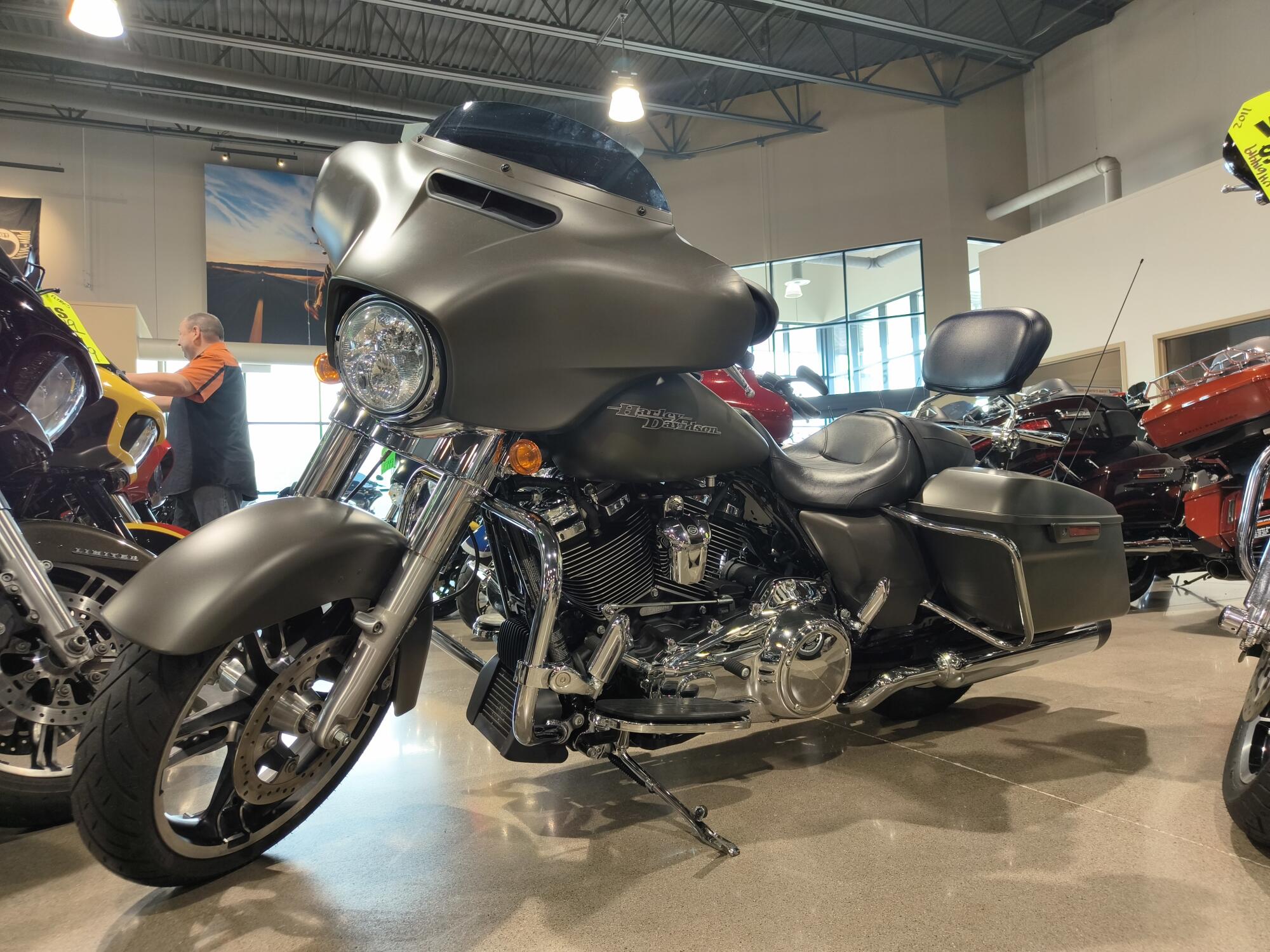2018 Harley-Davidson® Street Glide® Industrial Gray Denim