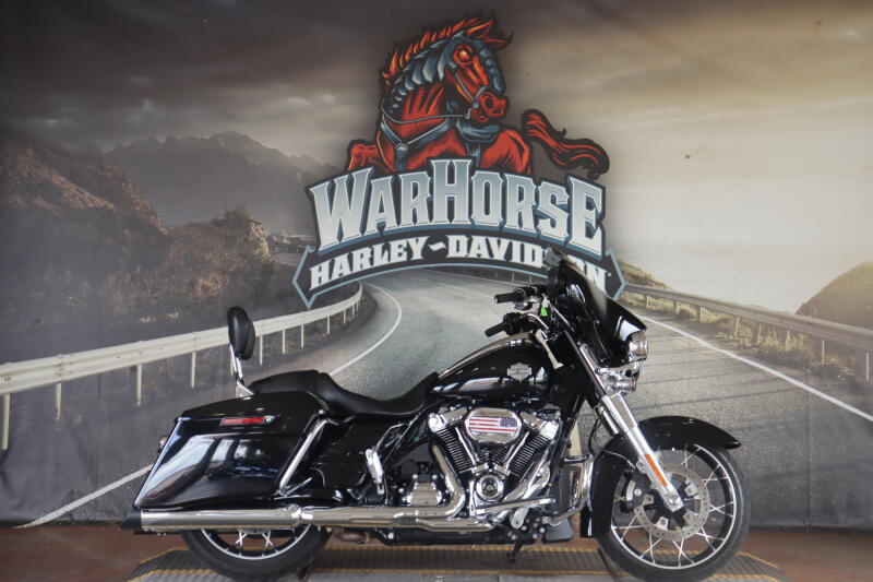 FLHXS 2021 Street Glide® Special
