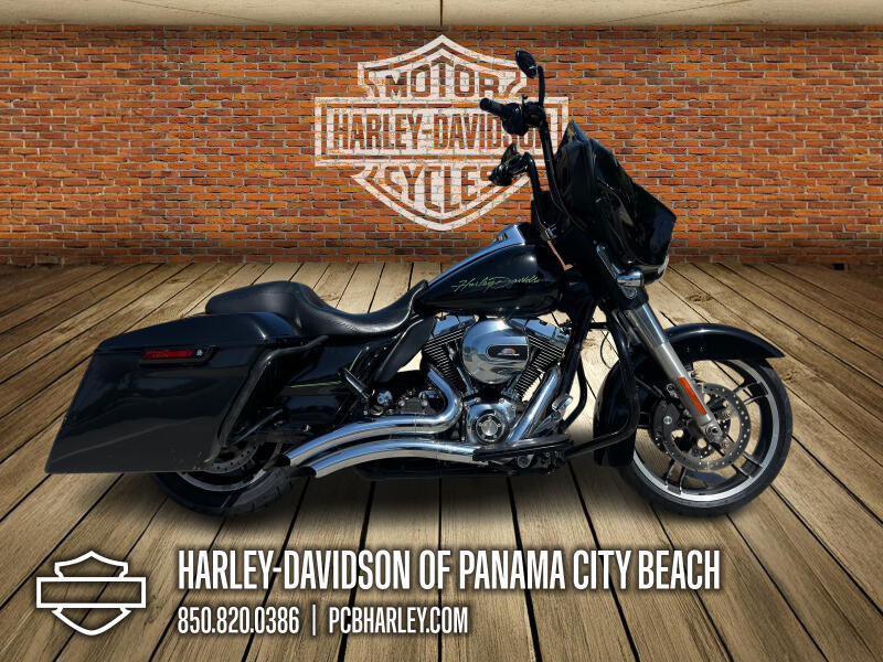2014 Harley-Davidson® Street Glide® Special