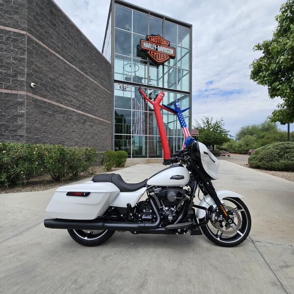 FLHX 2025 Street Glide™