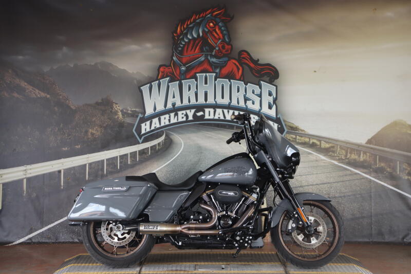 FLHXST 2022 Street Glide® ST