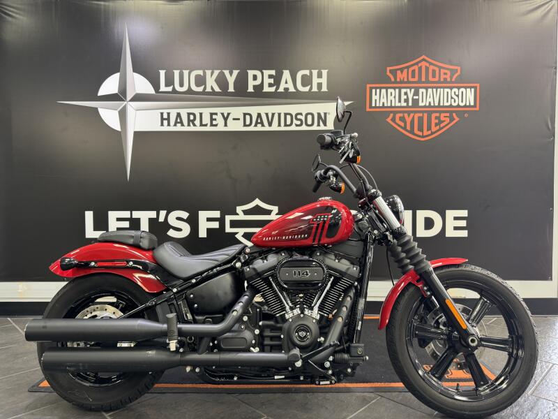 2023 Harley-Davidson® Street Bob® 114 Redline Red