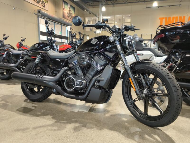 2026 Harley-Davidson® Nightster® Vivid Black Black Trim