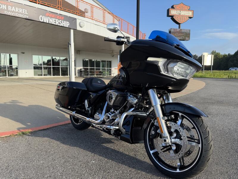2026 Harley-Davidson® Road Glide™ Enthusiast Collection Midnight Ember