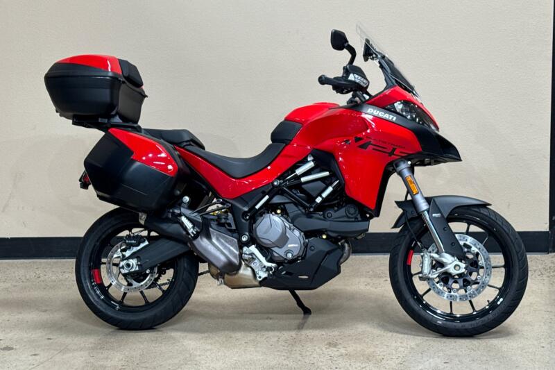 Ducati Multistrada V2 S 2024
