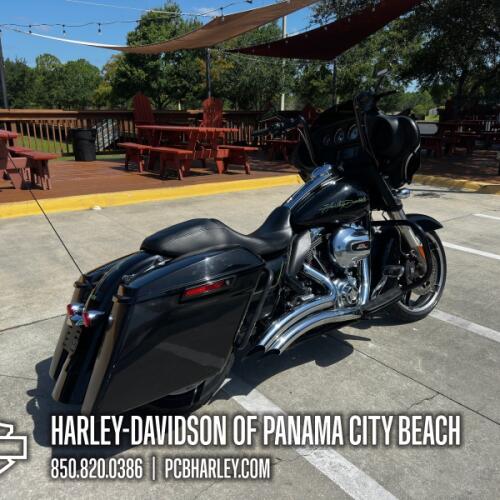 2014 Harley-Davidson® Street Glide® Special thumb 2
