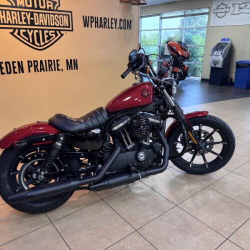 2019 Harley-Davidson® Iron 883™ Wicked Red thumb 1