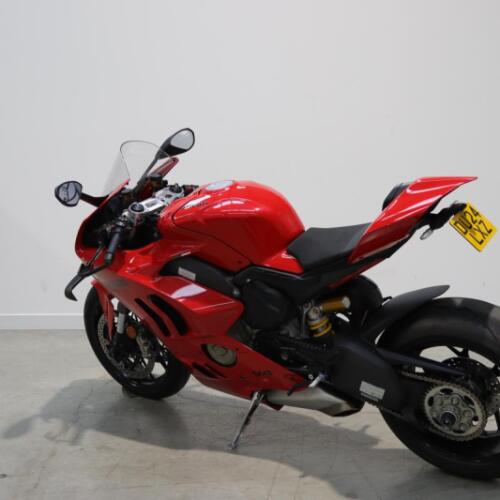 2024 Ducati Panigale V4 in Rosso Corsa, 2 Owners, 1800 Miles,  thumb 0