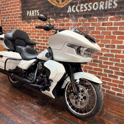 FLTRXL 2026 Road Glide Limited thumb 3