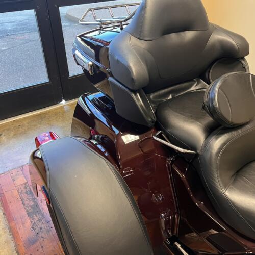 2022 Harley-Davidson® Tri Glide® Ultra  thumb 0