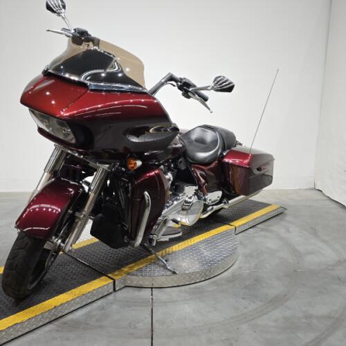 FLTRX 2019 Road Glide® thumb 1