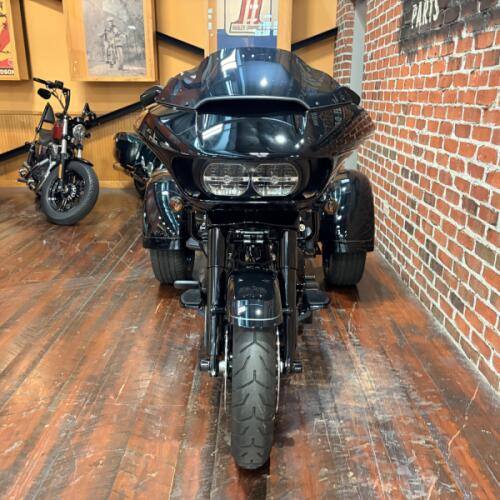 FLTRT 2025 Road Glide® 3 thumb 0