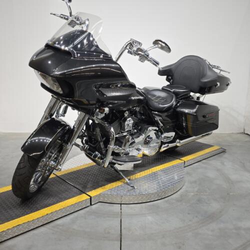 FLTRXS 2016 Road Glide® Special thumb 2
