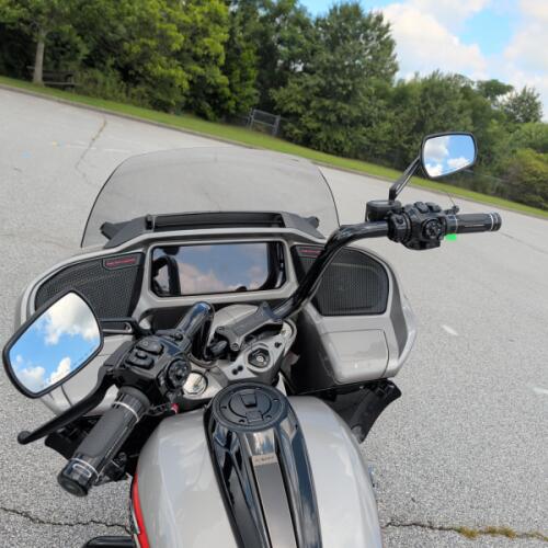 Harley-Davidson® CVO™ Road Glide™ 2023 thumb 0
