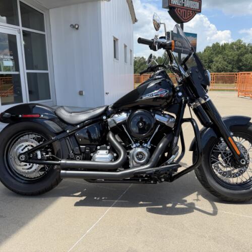 2020 Harley-Davidson® Softail Slim® Black thumb 3