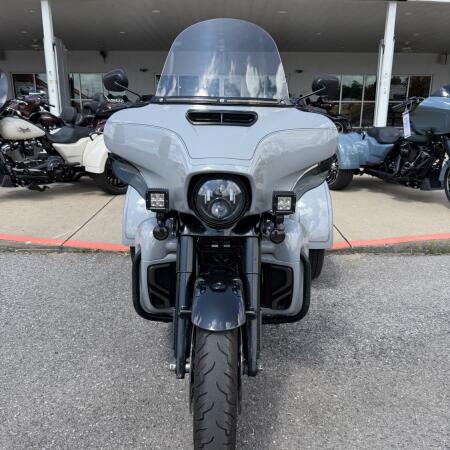 2024 Harley-Davidson® Tri Glide® Ultra Billiard Gray thumb 0