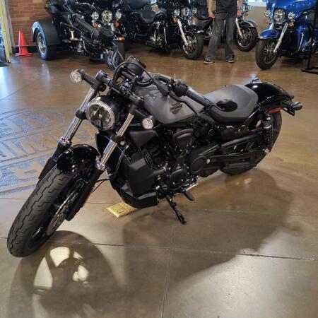 RH975 2026 Nightster® thumb 0