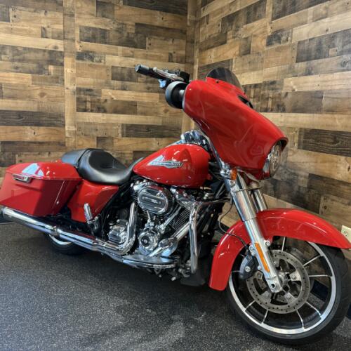 2023 Harley-Davidson® Street Glide® Redline Red FLHX thumb 3