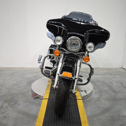 FLHTCU 2010 Electra Glide® Ultra Classic® thumb 3