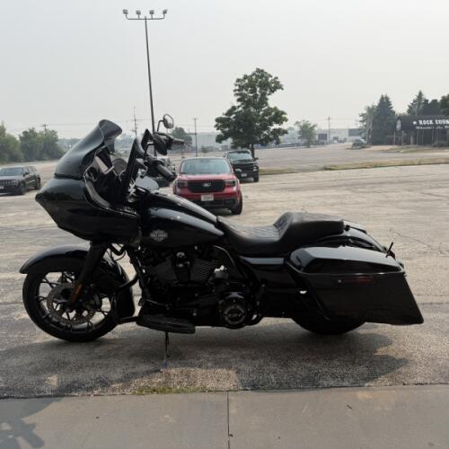 FLTRXS 2021 Road Glide® Special thumb 0