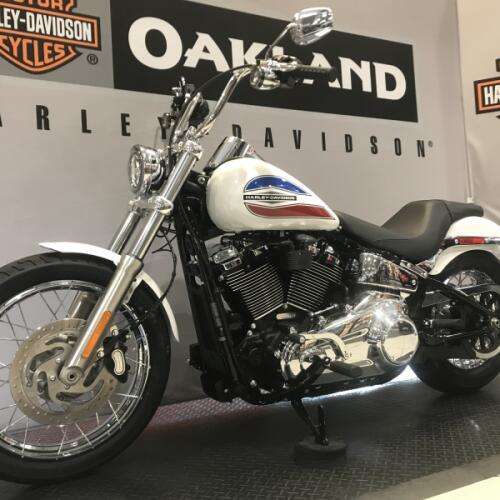 Harley-Davidson® Super Glide® 2026 thumb 3
