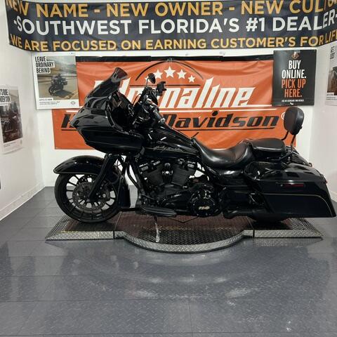 FLTRXS 2019 Road Glide® Special thumb 3