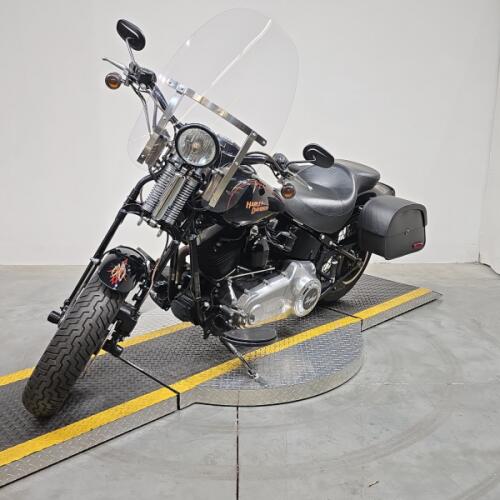 FLSTSB 2008 Softail® Cross Bones™ thumb 2