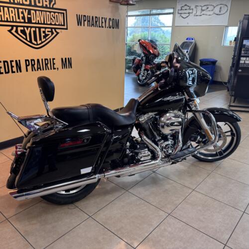 2014 Harley-Davidson® Street Glide® Black thumb 1