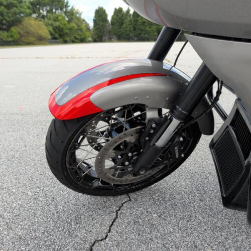 Harley-Davidson® CVO™ Road Glide™ 2023 thumb 2