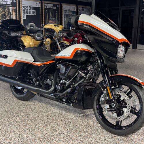 FLHX 2025 Street Glide™ thumb 3