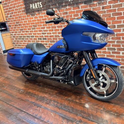 FLTRX 2026 Road Glide® thumb 2