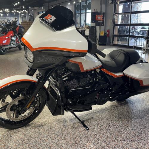 FLHX 2025 Street Glide™ thumb 1