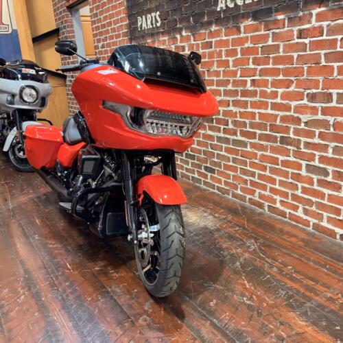 FLTRX 2026 Road Glide® thumb 1