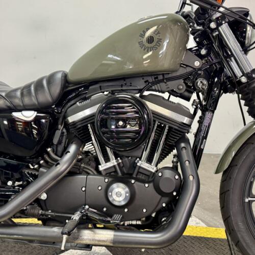 XL 883N 2021 Iron 883™ thumb 3