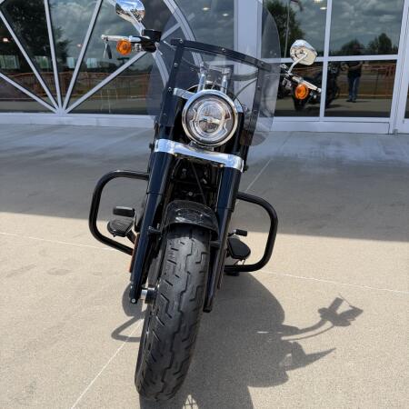 2020 Harley-Davidson® Softail Slim® Black thumb 0