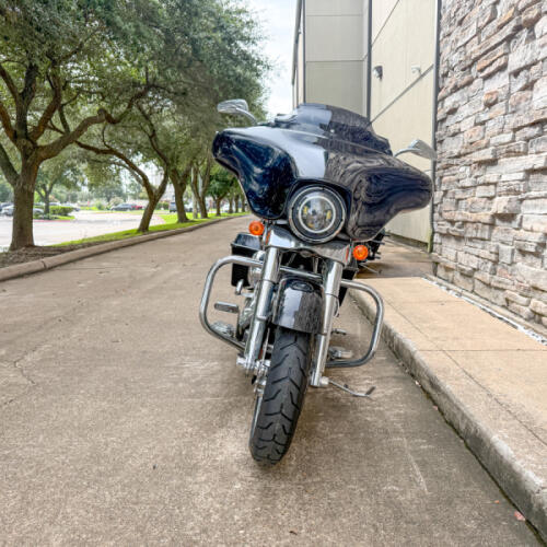2010 Harley-Davidson® Street Glide® FLHX  thumb 2