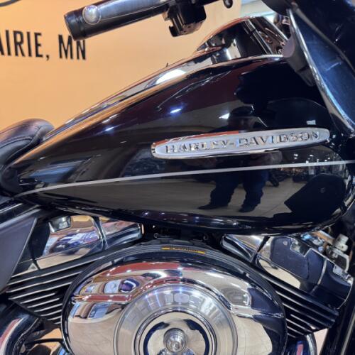 2013 Harley-Davidson® Electra Glide® Ultra Limited Black thumb 3