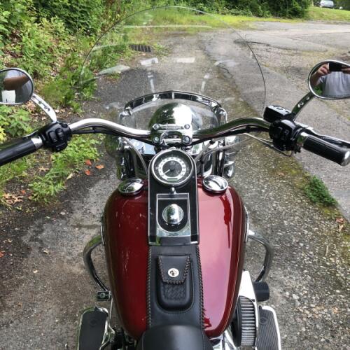 2009 Harley-Davidson® Softail® Deluxe Red Hot Sunglo thumb 0